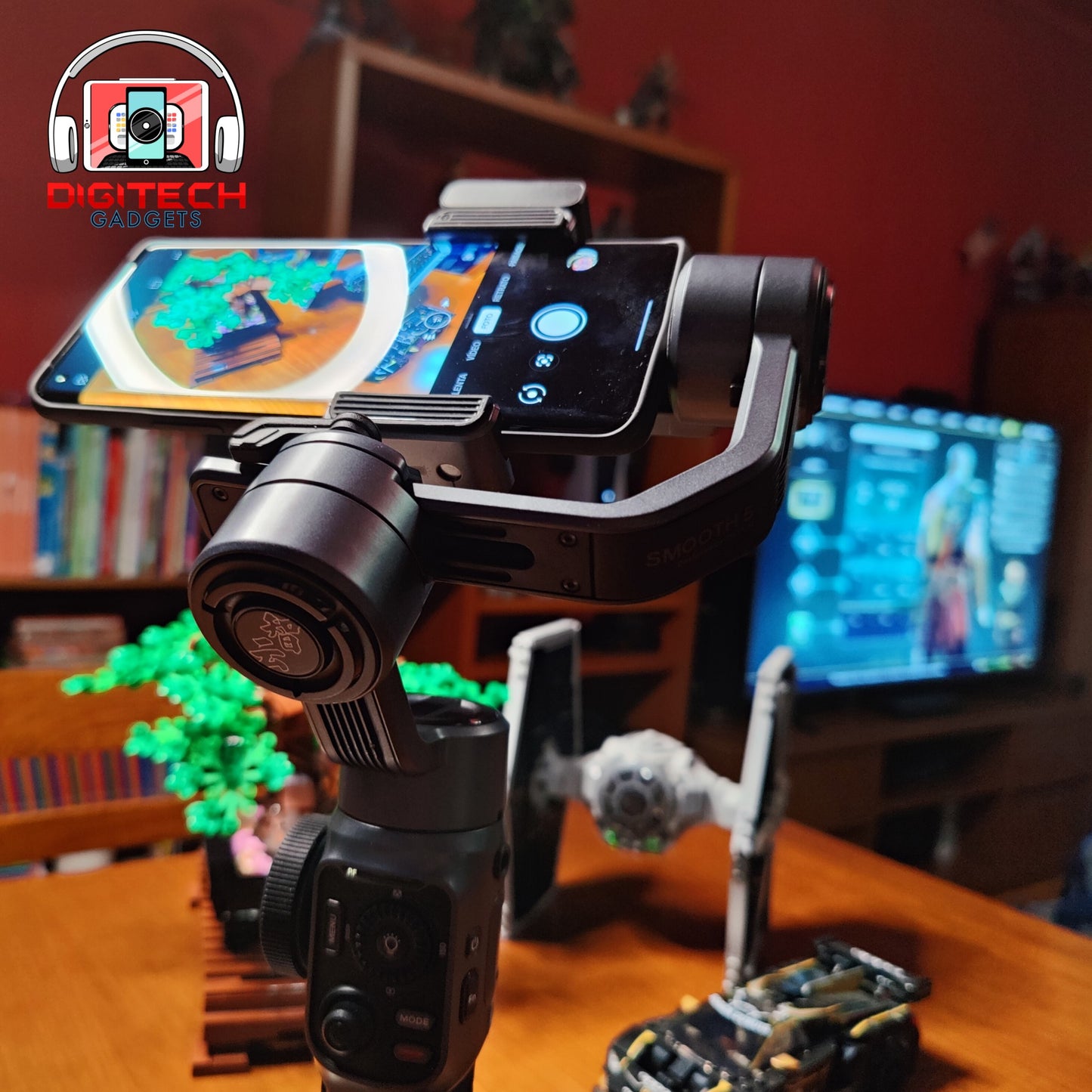 Zhiyun Smooth 5 | Mobile Gimbal
